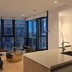 Fv 1Br Apt With Rooftop Pool