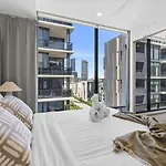 Stylish 2Bedroom Inner-City Stay In South Brisbane