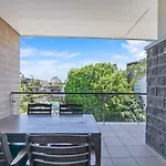 Bulimba Solace - Poolside Living By Brisbane River