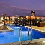 South Brisbane 1-Bed Apt With Spacious Balcony