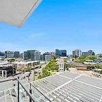 Belise - Executive 8Th Floor Apt For 2