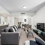 Dusk A Luxury 2bed 2bath Cbd Sky With Pool Parking And Apartment Brisbane