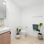 South Bank Modern 2br Riverside Retreat Brisbane