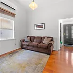 Gladstone Apartments Highgate Hill