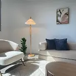 Luxe 2Br With Rooftop Pool And Cbd View