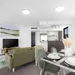 Oaks Panoramic 2Br City Apartment With Pool, Parking, Gym