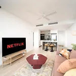 1bedroom Sip In Style In Queens Wharf - Level 33 With And River View *