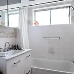The Morningside Nook Minutes To Cbd Apartment *