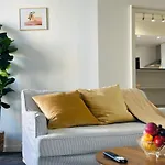 2 Bed Room Apartment In Brisbane City