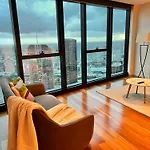 River And City View Sky Tower L78 2B2B