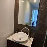 Apartment Skyrise Upper Floor Infinite Pool Brisbane