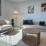 Luxe 2Br With Rooftop Pool And Cbd View