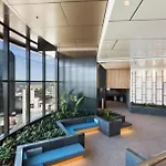 Skyrise Upper Floor Infinite Pool Apartment *