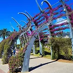 Comfy 1Bed And 1 Futon Studio In Heart Of City