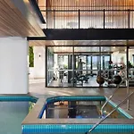 South Bank Modern 2br Riverside Retreat