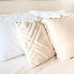 Direct Story Bridge Views - Sleeps 6 - Parking - Resort