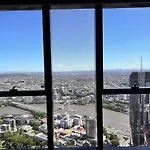 River And City View Sky Tower L78 2B2B