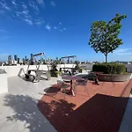 Riverside Modern 2Br East Brisbane With Parking