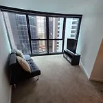 Upper Skyrise Unit Cbd Pool Gym * Brisbane