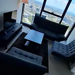Skyrise Upper Floor Infinite Pool Apartment