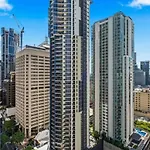 Premium Location 2 Bed 2 Bath Pool Resort Style