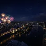 Dreamy Skyline Views-Pool Sauna Gym-Meriton Soleil