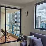 Pool & Gym & Parking * Brisbane