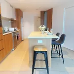 Cozy & Stylish 1B In The Heart Of Brisbane C34