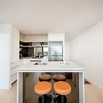 Queens Wharf 1B Plus Study Apt - Level 29 City View