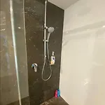 Skyrise Upper Floor Infinite Pool Apartment *