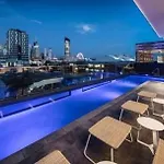 Cs - Gorgeous Views 2br W Parking, Pool & Gym Apartment