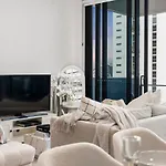Cs - Gorgeous Views 2br W Parking, Pool & Gym * Brisbane
