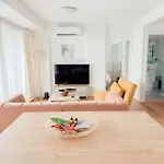 Cbd - Free Parking - Pool Spa Gym - 4 People