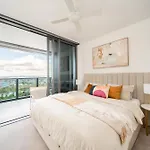 1Bedroom Sip In Style Apt In Queens Wharf - Level 33 With City And River View