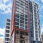 Fortitude Valley Escape With Pool, Gym & Parking * Brisbane