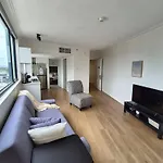 Apartment Pool & Gym & Parking