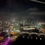 Modem Two Bedroom Apartment In Brisbane Inner Cbd