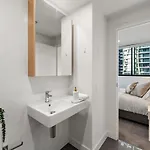 Cs - Gorgeous Views 2br W Parking, Pool & Gym