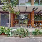 Elegant Urban Hideaway - Private Luxury Residential Apartment, Walk To South Bank & Free Carpark Apartment Brisbane