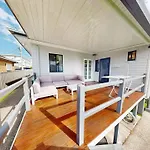Holiday home Cozy House Cannon Hill , 3 Bed, And Just 13 Mins From Airport And 15 Mins From Cbd *