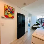 Stylish Newstead With Pool, Gym & Parking Apartment