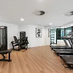Luxury Riverfront Level 38 Queen's Wharf Tower *