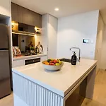 Luxury Riverfront Level 38 Queen's Wharf Tower Apartment Brisbane