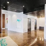 Stylish Newstead With Pool, Gym & Parking Apartment