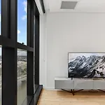 Cbd Luxury River View 1bed The One Apartment *