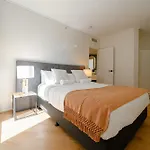 Lux 18Th Floor 2Br 2Bath, River View, Pool, Spa, Sauna, Gym, Wifi,