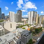 3-bed View With Free Parking Brisbane