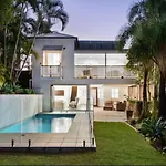 Stylish With Pool, Close Suncorp Stadium, Cbd Holiday home