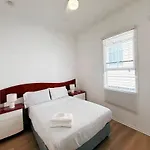 3br Family Walk To Waterfront & Wading Pool Brisbane
