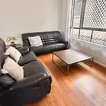 14C Breeze Ensuite Room In Coopers Plains